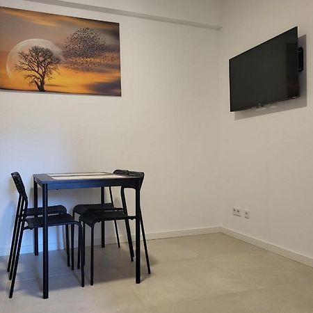 Monteurzimmer Mit Zwei Einzelnen Betten In Einer 3Zi Wohnung Mit Kueche Und Bad Osnabrueck Exterior photo